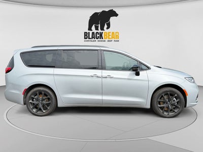 2026 Chrysler Pacifica PACIFICA LIMITED AWD