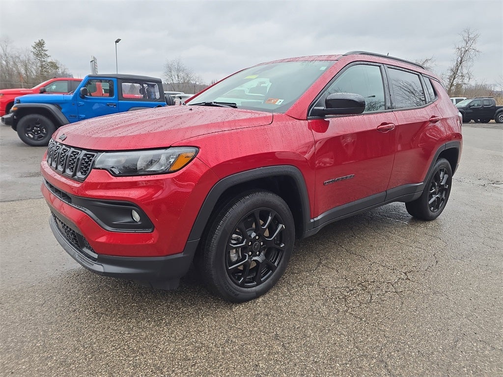 2025 Jeep Compass COMPASS LATITUDE 4X4