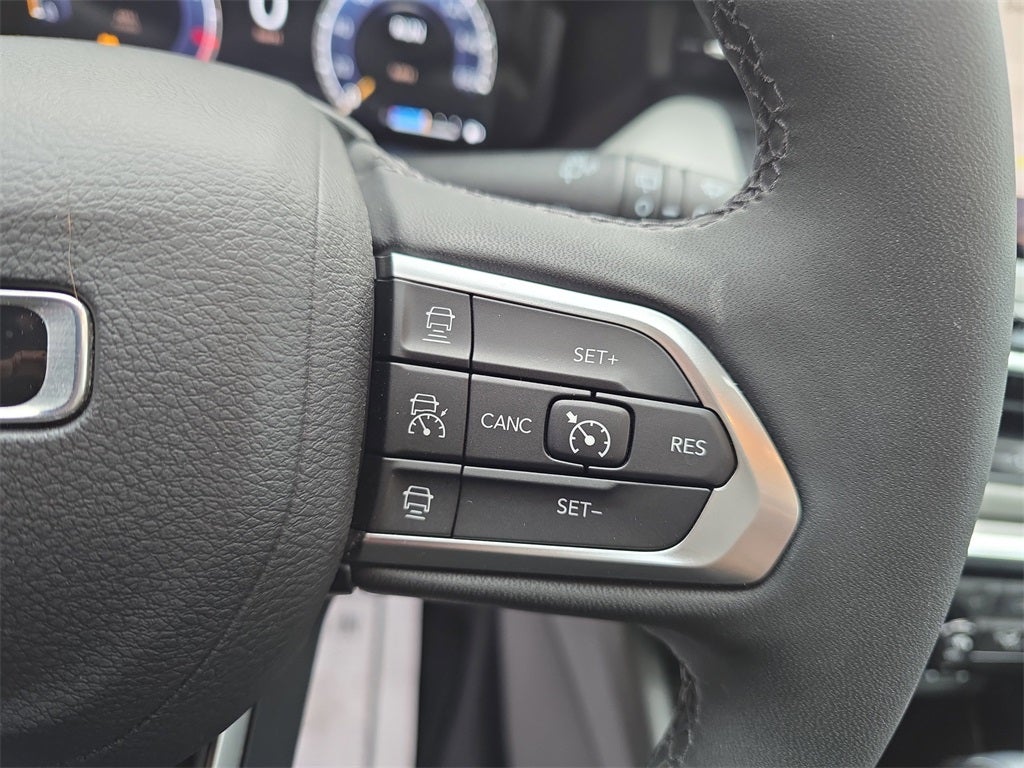 2024 Jeep Compass COMPASS LIMITED 4X4