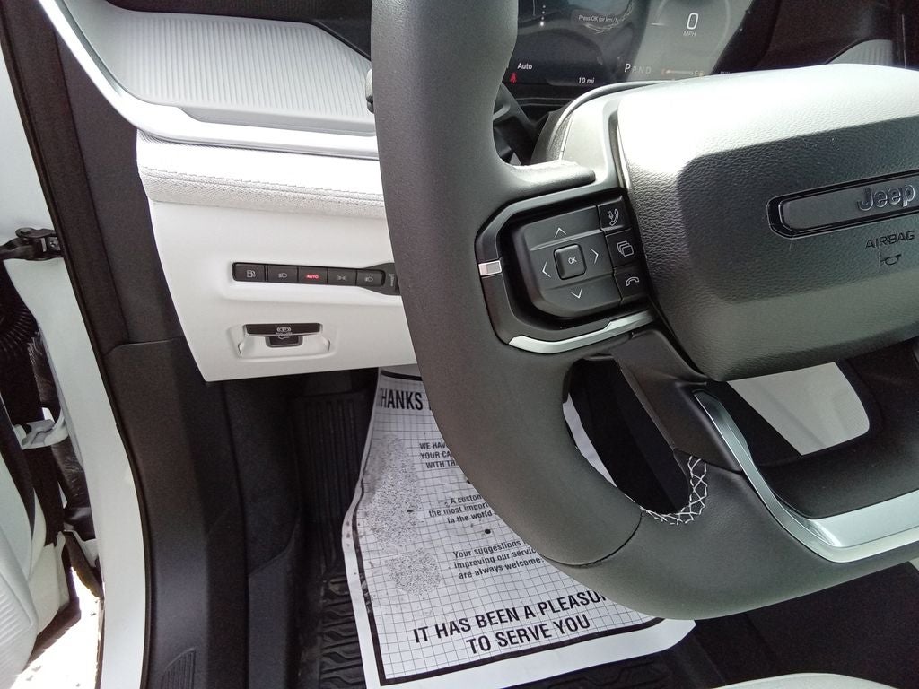 2026 Jeep Cherokee CHEROKEE LAREDO 4X4