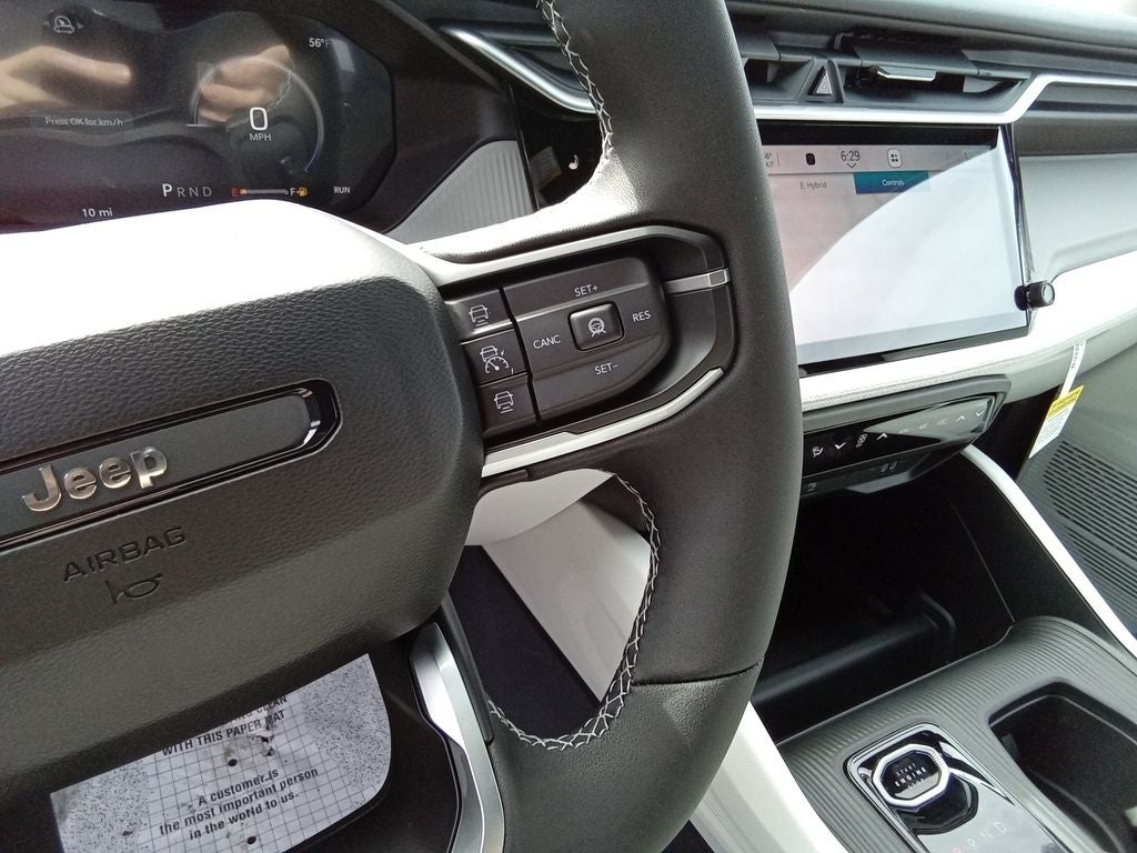 2026 Jeep Cherokee CHEROKEE LAREDO 4X4