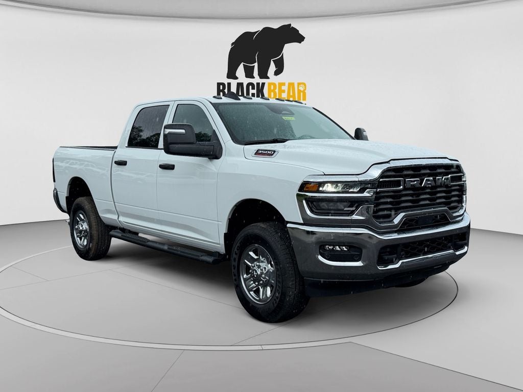 2026 RAM Ram 3500 RAM 3500 TRADESMAN CREW CAB 4X4 6'4' BOX