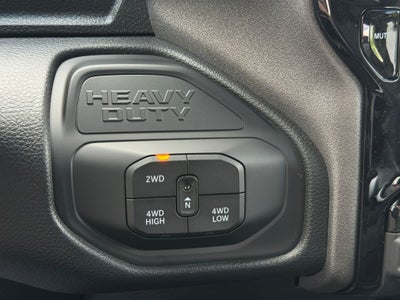 2026 RAM Ram 3500 RAM 3500 TRADESMAN CREW CAB 4X4 6'4' BOX