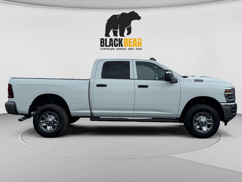 2026 RAM Ram 3500 RAM 3500 TRADESMAN CREW CAB 4X4 6'4' BOX