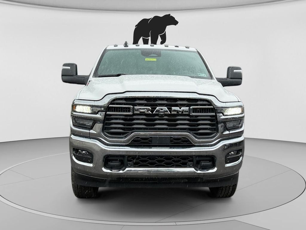 2026 RAM Ram 3500 RAM 3500 TRADESMAN CREW CAB 4X4 6'4' BOX