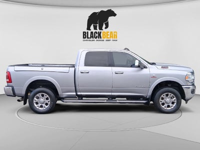 2022 RAM 3500 Laramie Crew Cab 4x4 6'4' Box