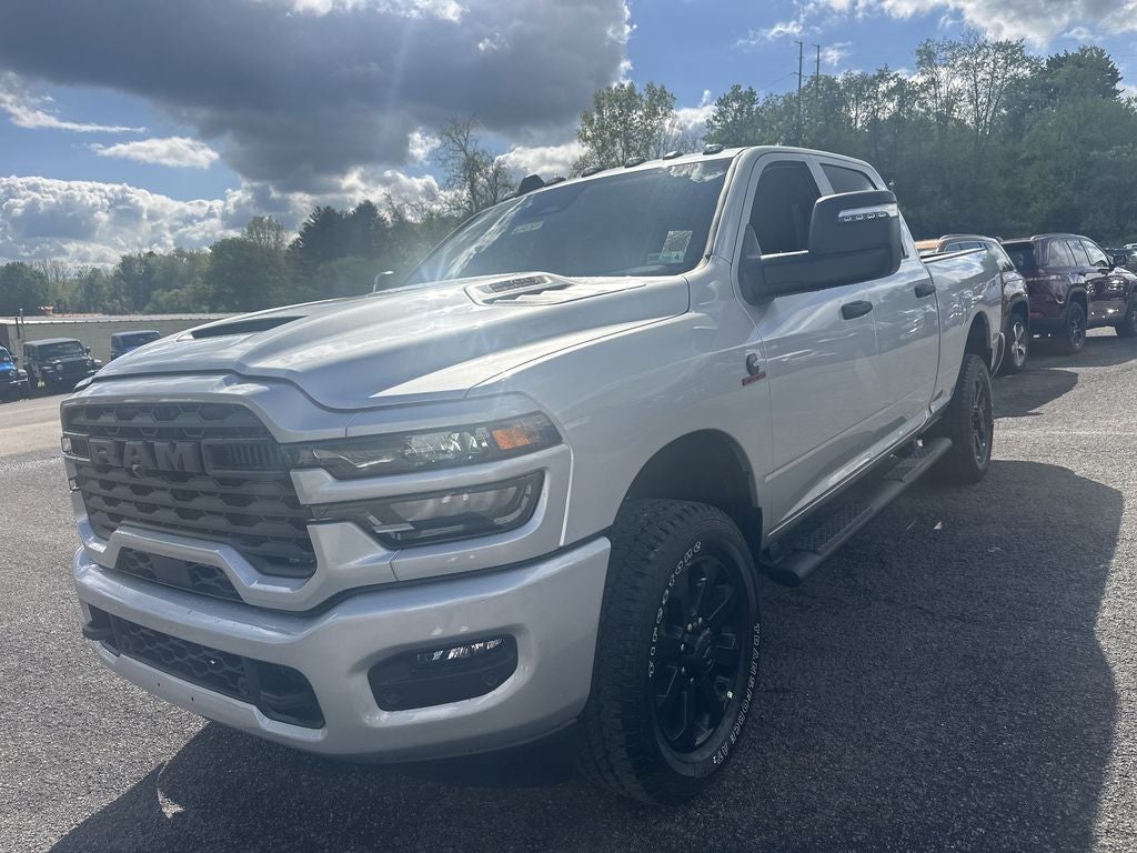 2026 RAM 2500 RAM 2500 BLACK EXPRESS CREW CAB 4X4 6'4' BOX