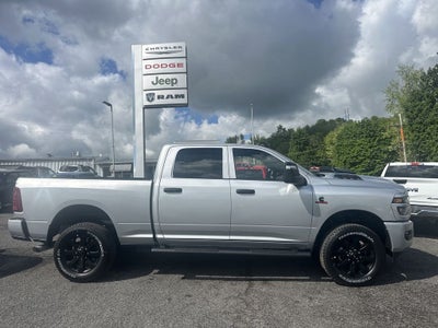 2026 RAM 2500 RAM 2500 BLACK EXPRESS CREW CAB 4X4 6'4' BOX