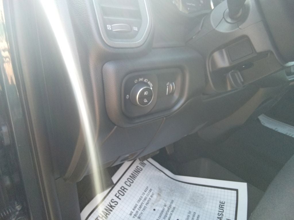 2026 RAM Ram 2500 RAM 2500 BLACK EXPRESS CREW CAB 4X4 6'4' BOX