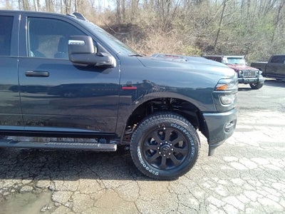 2026 RAM Ram 2500 RAM 2500 BLACK EXPRESS CREW CAB 4X4 6'4' BOX