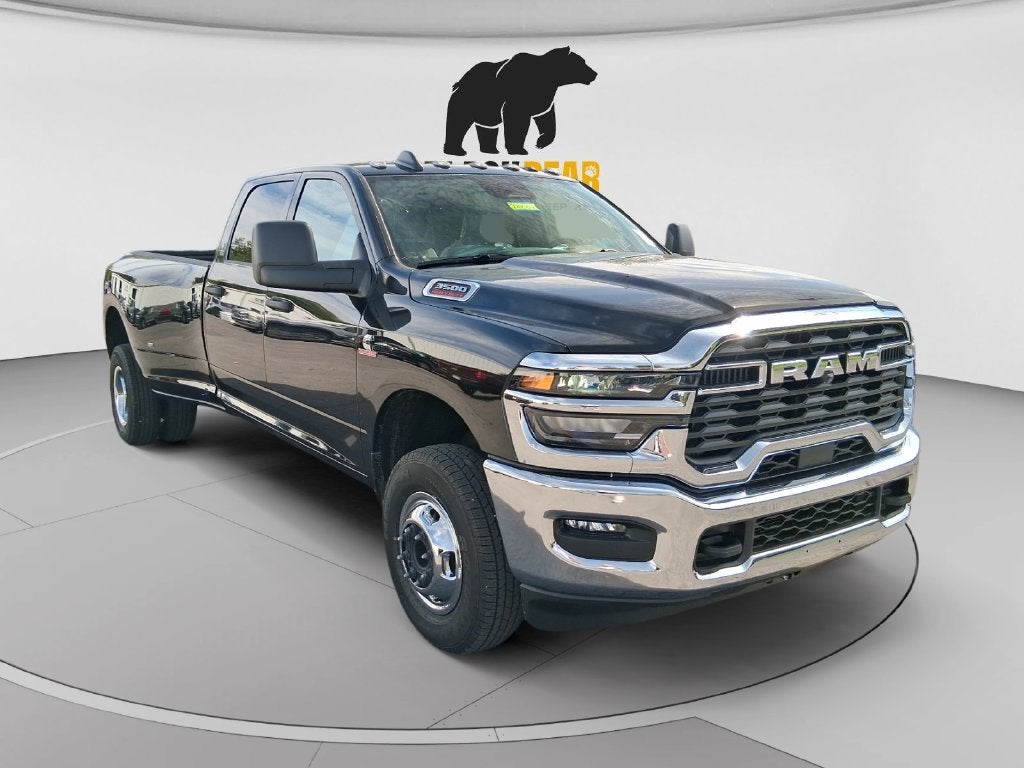 2027 RAM Ram 3500 RAM 3500 TRADESMAN CREW CAB 4X4 8' BOX