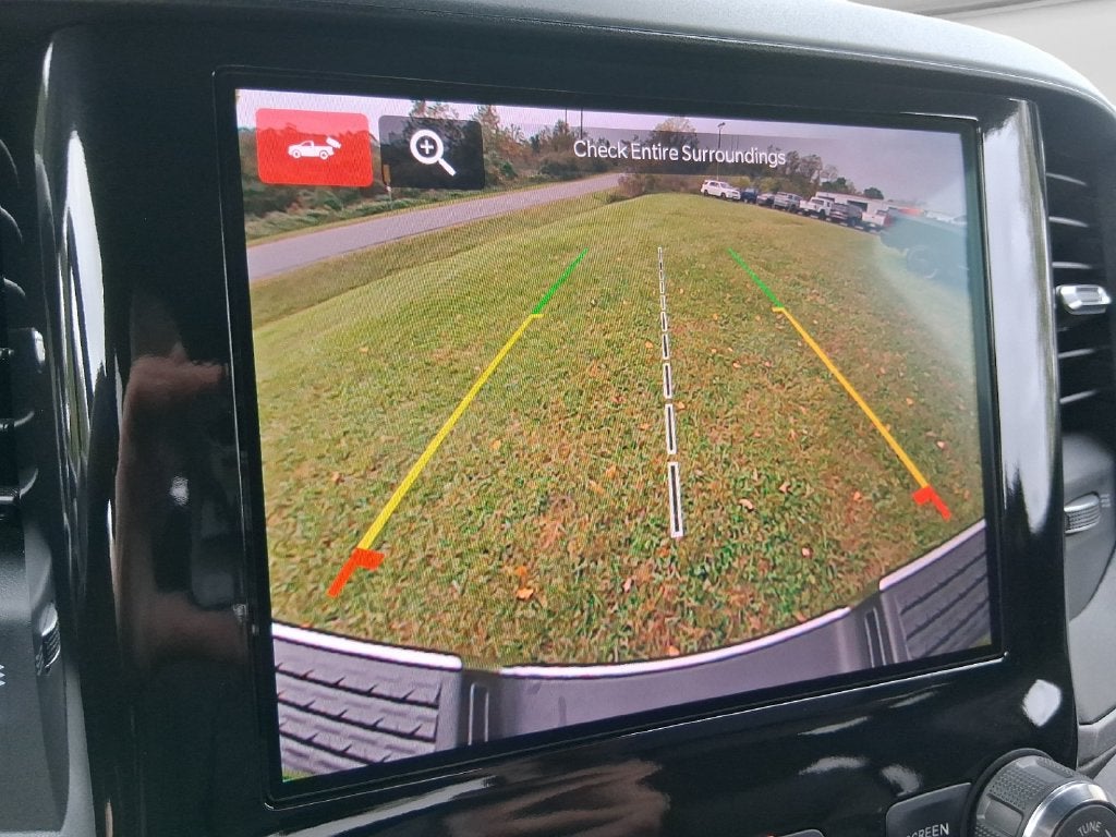 2027 RAM Ram 3500 RAM 3500 TRADESMAN CREW CAB 4X4 8' BOX