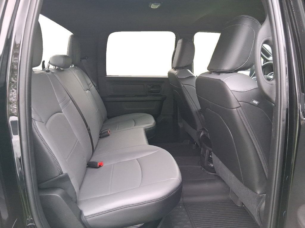 2027 RAM Ram 3500 RAM 3500 TRADESMAN CREW CAB 4X4 8' BOX