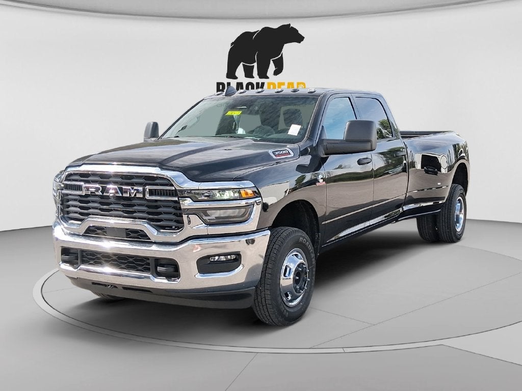 2027 RAM Ram 3500 RAM 3500 TRADESMAN CREW CAB 4X4 8' BOX