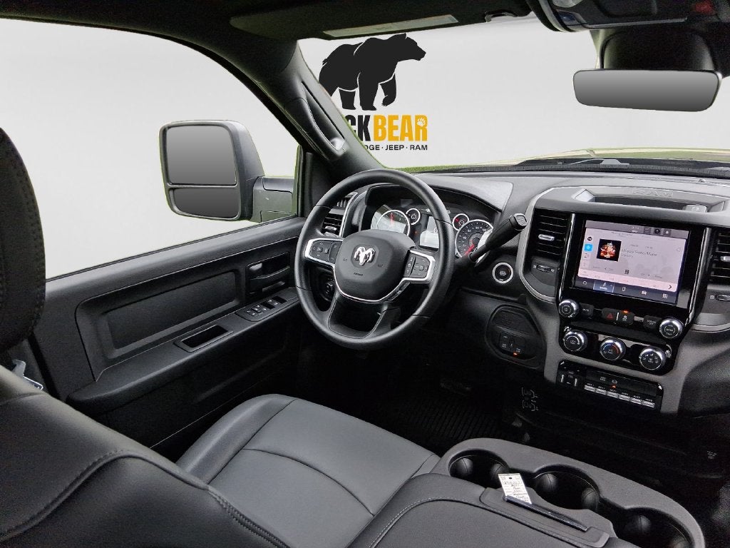 2027 RAM Ram 3500 RAM 3500 TRADESMAN CREW CAB 4X4 8' BOX