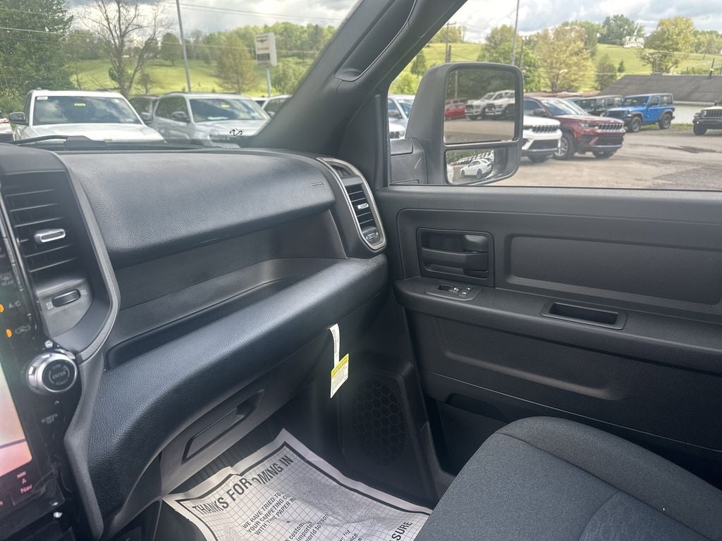 2026 RAM Ram 3500 RAM 3500 TRADESMAN CREW CAB 4X4 8' BOX