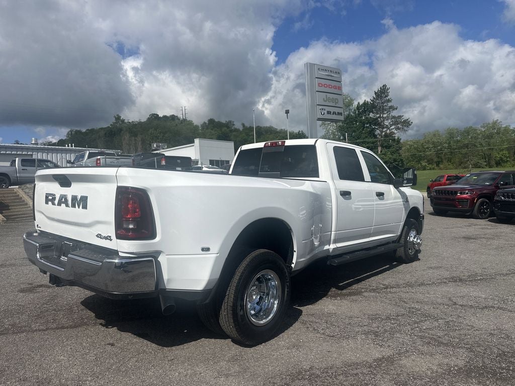 2026 RAM Ram 3500 RAM 3500 TRADESMAN CREW CAB 4X4 8' BOX