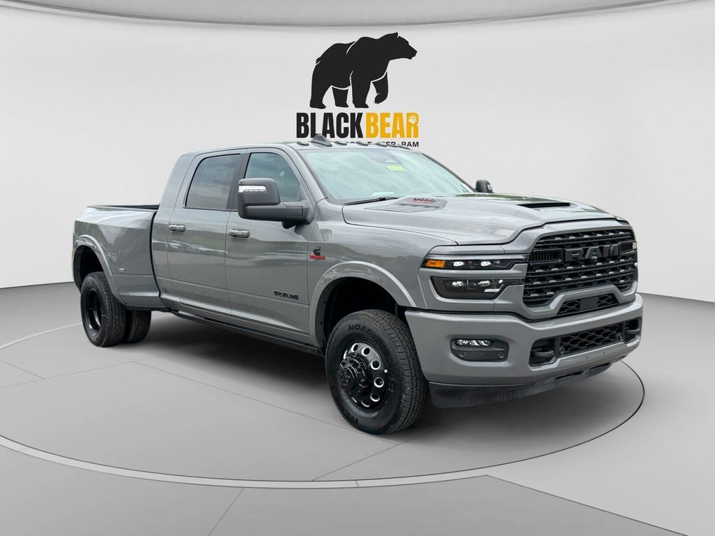 2026 RAM Ram 3500 RAM 3500 LIMITED MEGA CAB 4X4 6'4' BOX