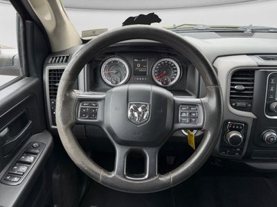 2017 RAM 1500 Express Crew Cab 4x4 5'7' Box