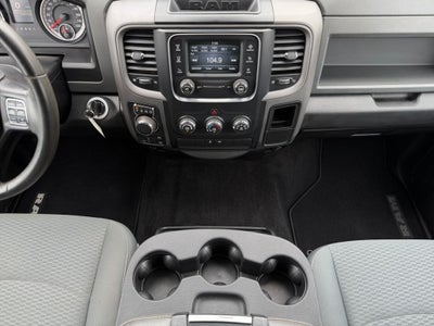2017 RAM 1500 Express Crew Cab 4x4 5'7' Box