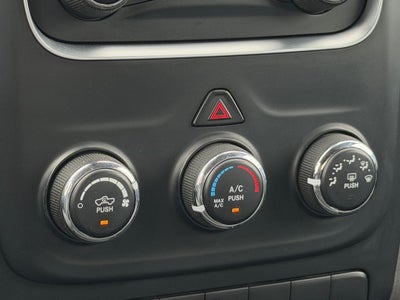 2017 RAM 1500 Express Crew Cab 4x4 5'7' Box