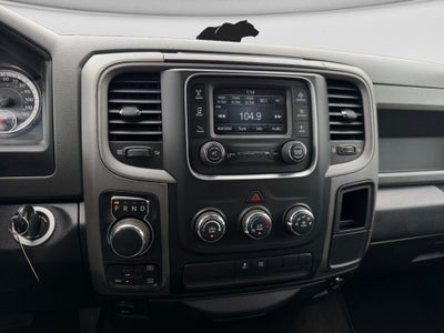 2017 RAM 1500 Express Crew Cab 4x4 5'7' Box