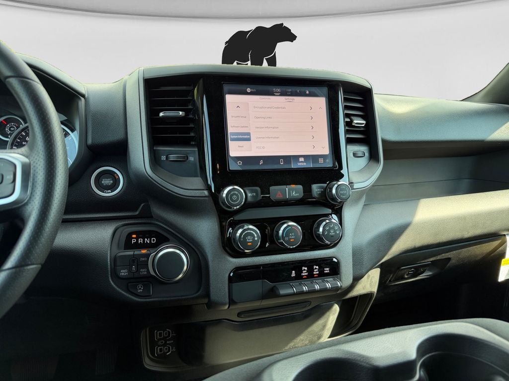 2026 RAM 1500 RAM 1500 TRADESMAN CREW CAB 4X4 5'7' BOX