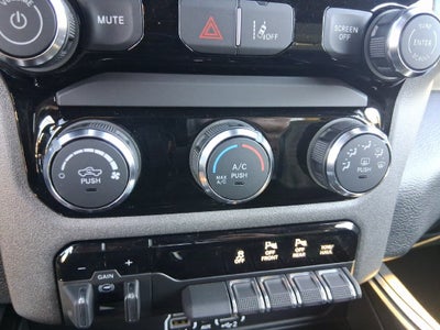2027 RAM Ram 1500 RAM 1500 EXPRESS CREW CAB 4X4 5'7' BOX