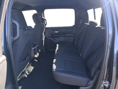2027 RAM Ram 1500 RAM 1500 EXPRESS CREW CAB 4X4 5'7' BOX