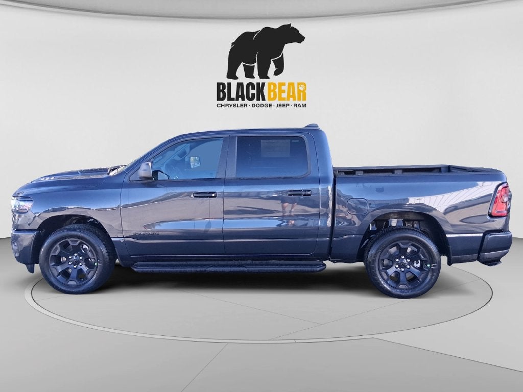 2027 RAM Ram 1500 RAM 1500 EXPRESS CREW CAB 4X4 5'7' BOX