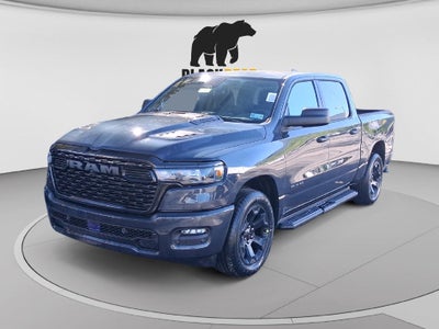 2027 RAM Ram 1500 RAM 1500 EXPRESS CREW CAB 4X4 5'7' BOX