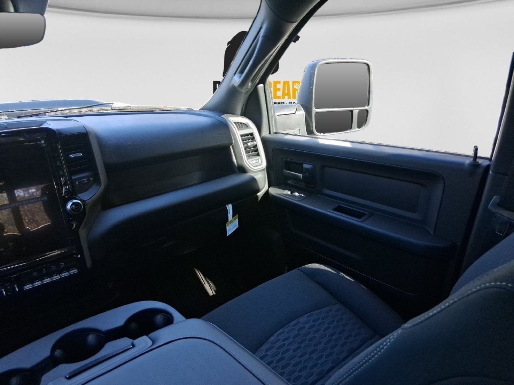 2027 RAM Ram 2500 RAM 2500 BLACK EXPRESS CREW CAB 4X4 6'4' BOX