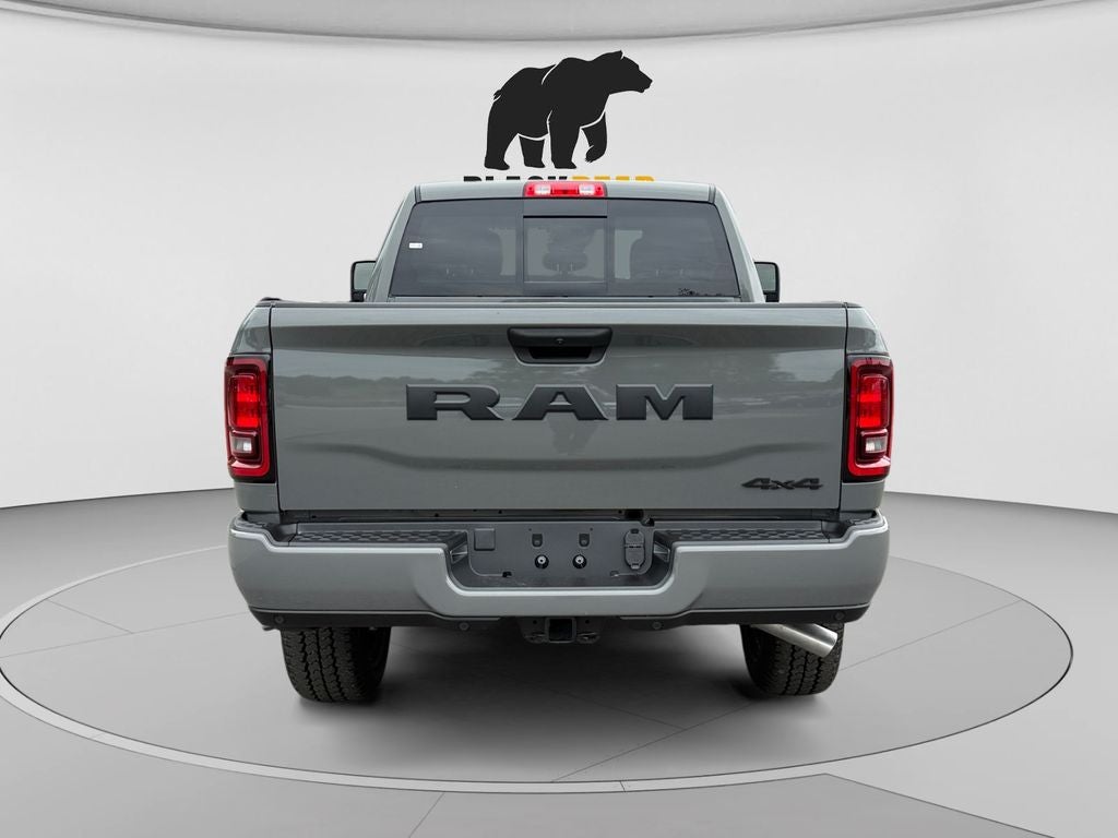 2026 RAM Ram 2500 RAM 2500 BLACK EXPRESS CREW CAB 4X4 6'4' BOX