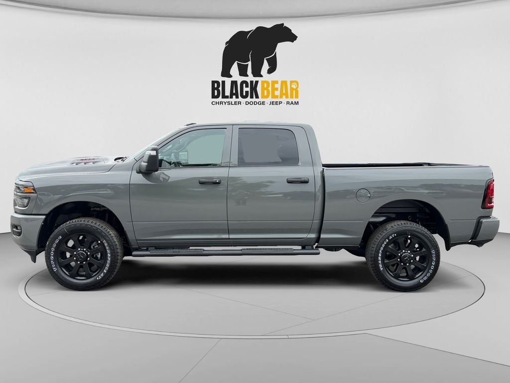 2026 RAM Ram 2500 RAM 2500 BLACK EXPRESS CREW CAB 4X4 6'4' BOX