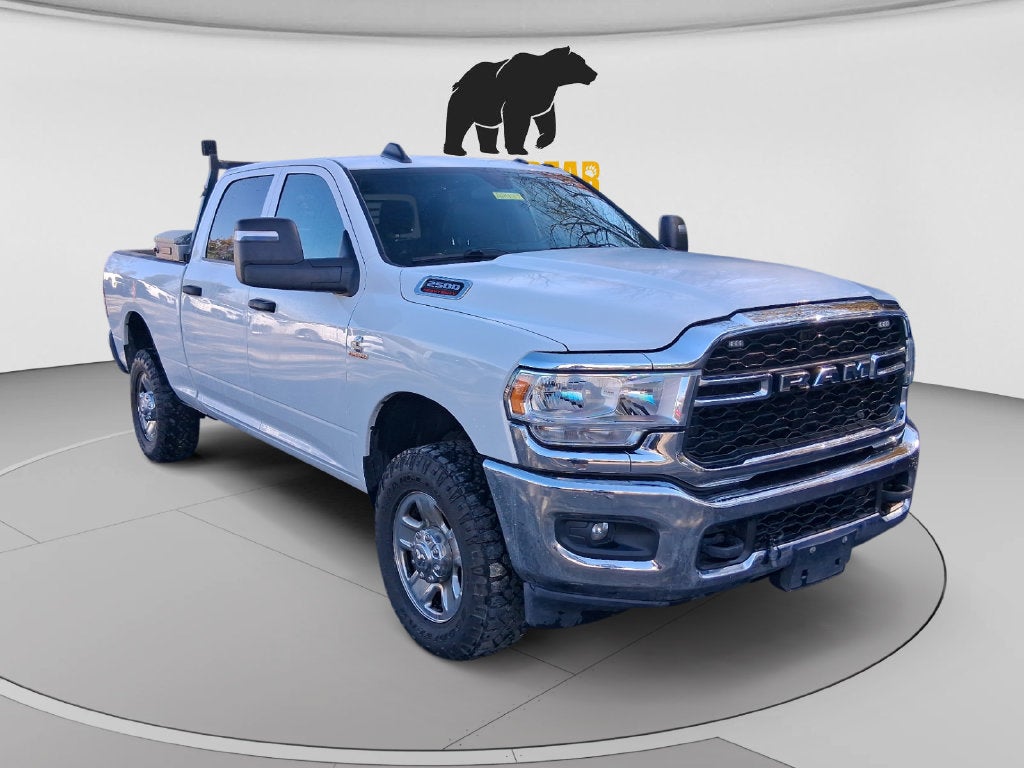 2023 RAM 2500 Tradesman Crew Cab 4x4 6'4' Box