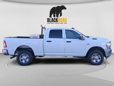 2023 RAM 2500 Tradesman Crew Cab 4x4 6'4' Box