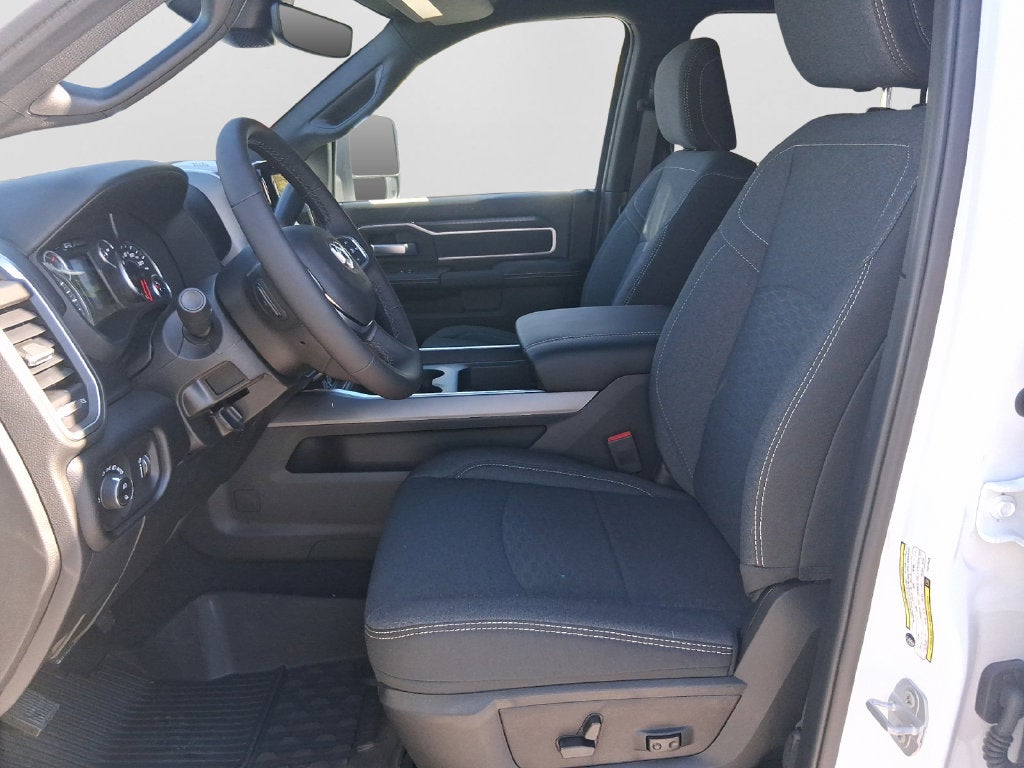 2027 RAM Ram 2500 RAM 2500 BIG HORN CREW CAB 4X4 6'4' BOX
