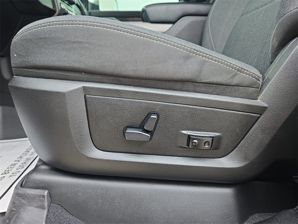 2020 RAM 2500 Big Horn Crew Cab 4X4 6'4' Box