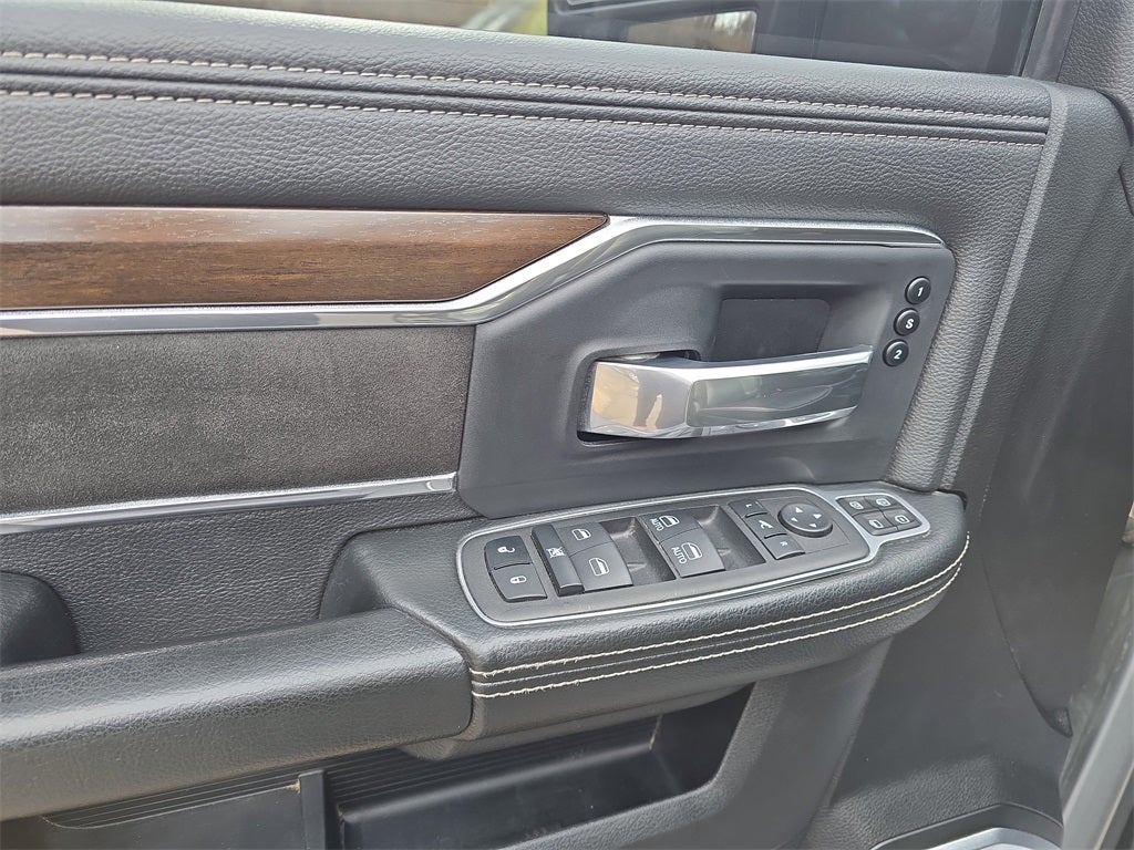 2024 RAM 2500 Laramie Crew Cab 4x4 6'4' Box