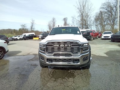 2026 RAM Ram 5500 Chassis Cab RAM 5500 TRADESMAN CHASSIS CREW CAB 4X4 60' CA