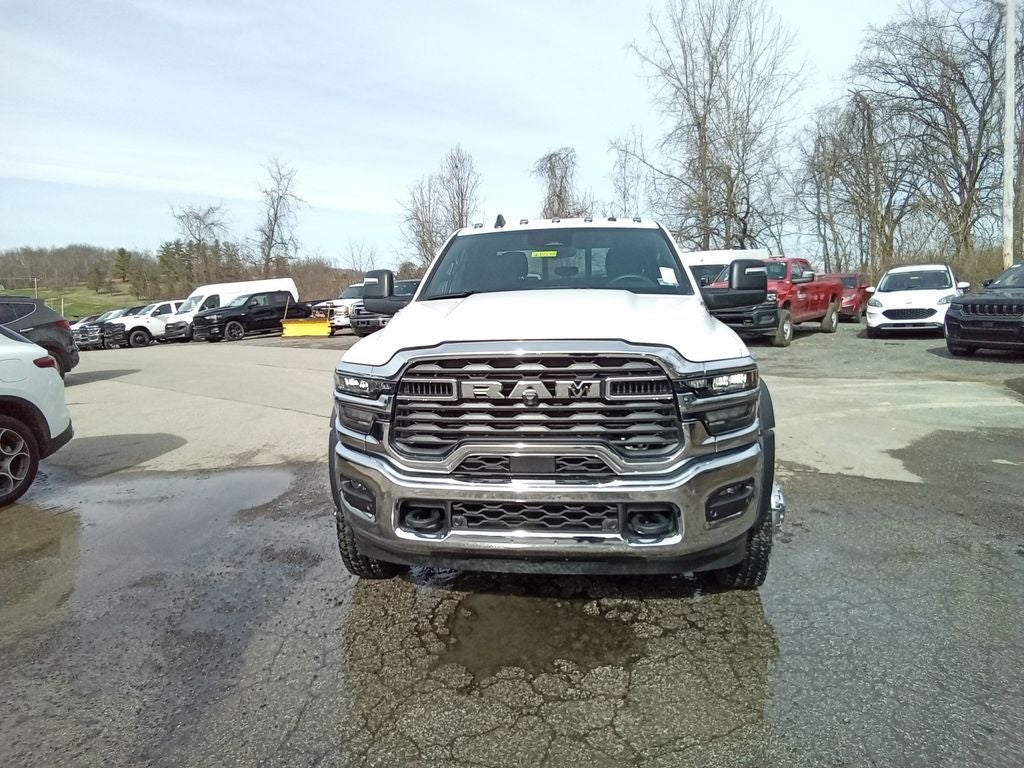 2026 RAM Ram 5500 Chassis Cab RAM 5500 TRADESMAN CHASSIS CREW CAB 4X4 60' CA