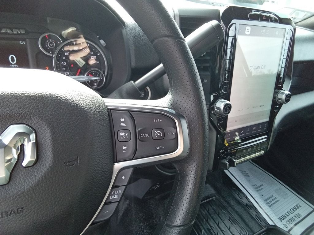 2026 RAM Ram 5500 Chassis Cab RAM 5500 TRADESMAN CHASSIS CREW CAB 4X4 60' CA