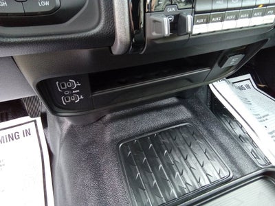 2026 RAM Ram 5500 Chassis Cab RAM 5500 TRADESMAN CHASSIS CREW CAB 4X4 60' CA