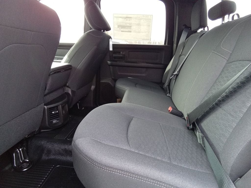 2026 RAM Ram 5500 Chassis Cab RAM 5500 TRADESMAN CHASSIS CREW CAB 4X4 60' CA