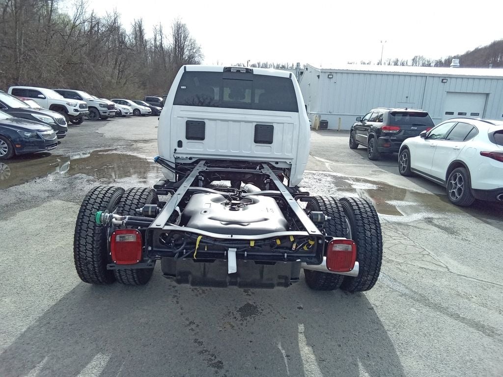 2026 RAM Ram 5500 Chassis Cab RAM 5500 TRADESMAN CHASSIS CREW CAB 4X4 60' CA