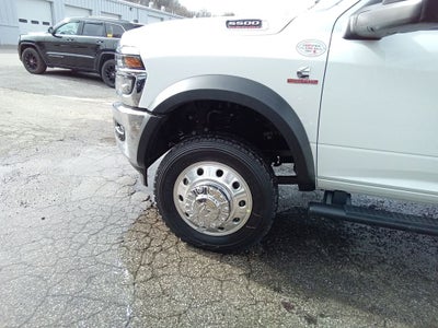 2026 RAM Ram 5500 Chassis Cab RAM 5500 TRADESMAN CHASSIS CREW CAB 4X4 60' CA