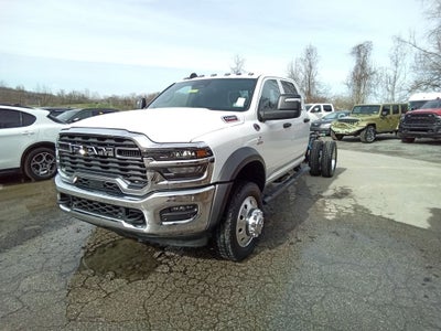 2026 RAM Ram 5500 Chassis Cab RAM 5500 TRADESMAN CHASSIS CREW CAB 4X4 60' CA