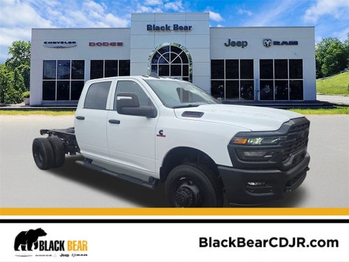 2026 RAM Ram 3500 Chassis Cab RAM 3500 TRADESMAN CREW CAB CHASSIS 4X4 60' CA