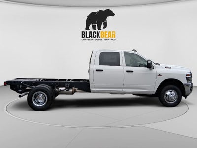 2027 RAM Ram 3500 Chassis Cab RAM 3500 TRADESMAN CREW CAB CHASSIS 4X4 60' CA