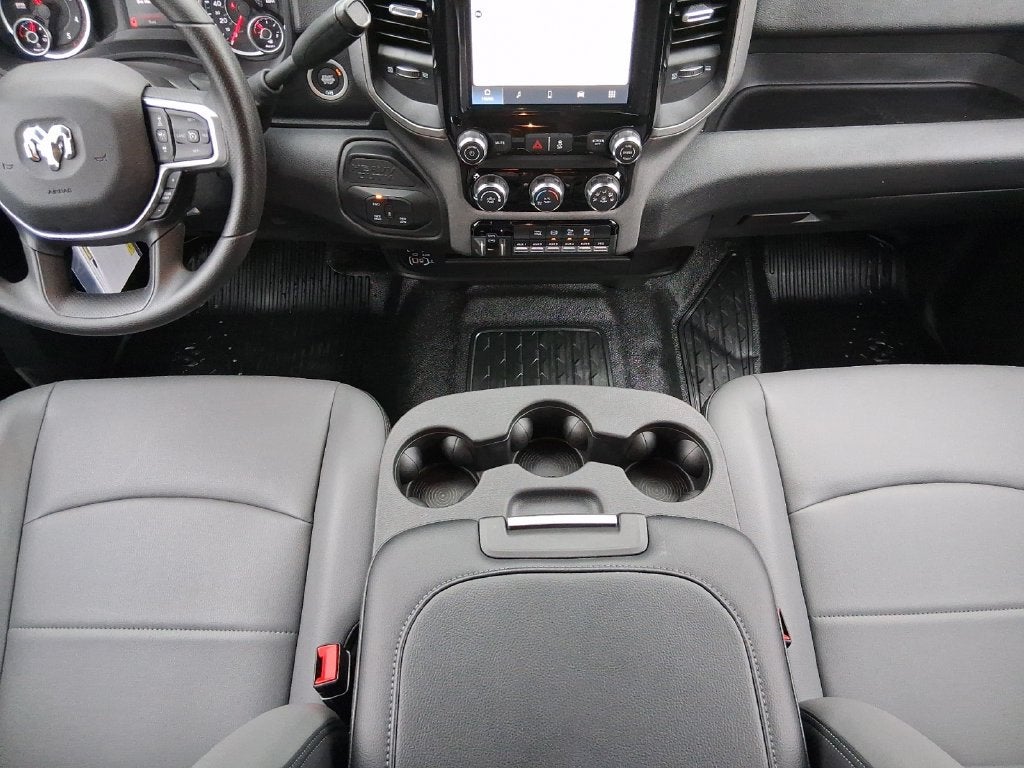 2027 RAM Ram 3500 Chassis Cab RAM 3500 TRADESMAN CREW CAB CHASSIS 4X4 60' CA